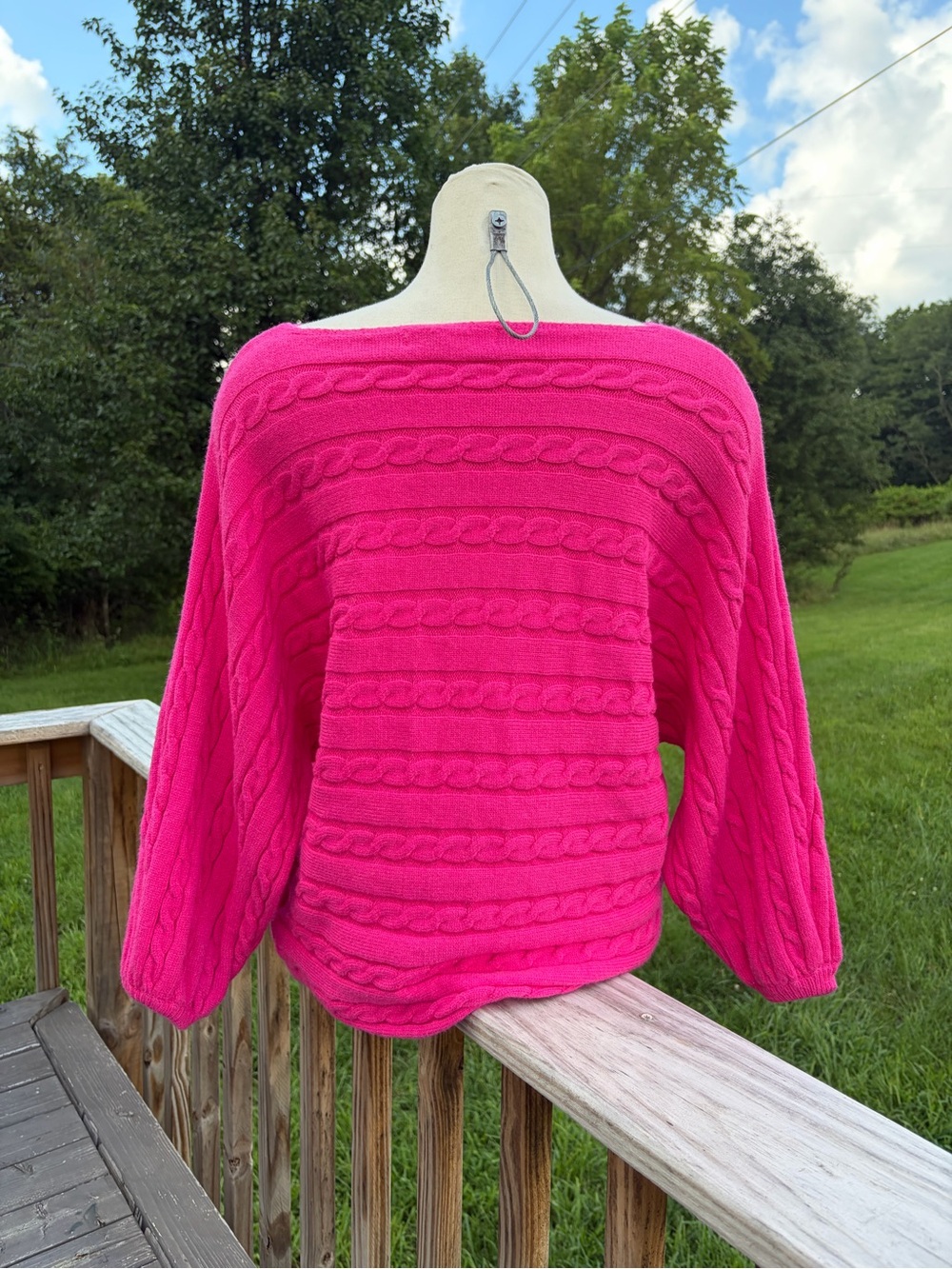 Vine And Love Hot Pink Chunky Cable Knit Long Sleeve Feminine Sweater Size Small - Picture 5 of 10